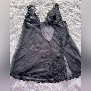 Victoria's Secret 💫black lace chemise💫M